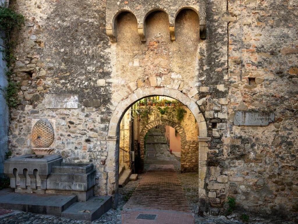 Casa Fiorenza Parcheggio Privato Sanremo Exterior foto